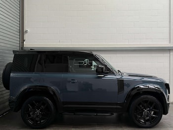 Used Land Rover Defender 2021 for sale - 75992317: Photo