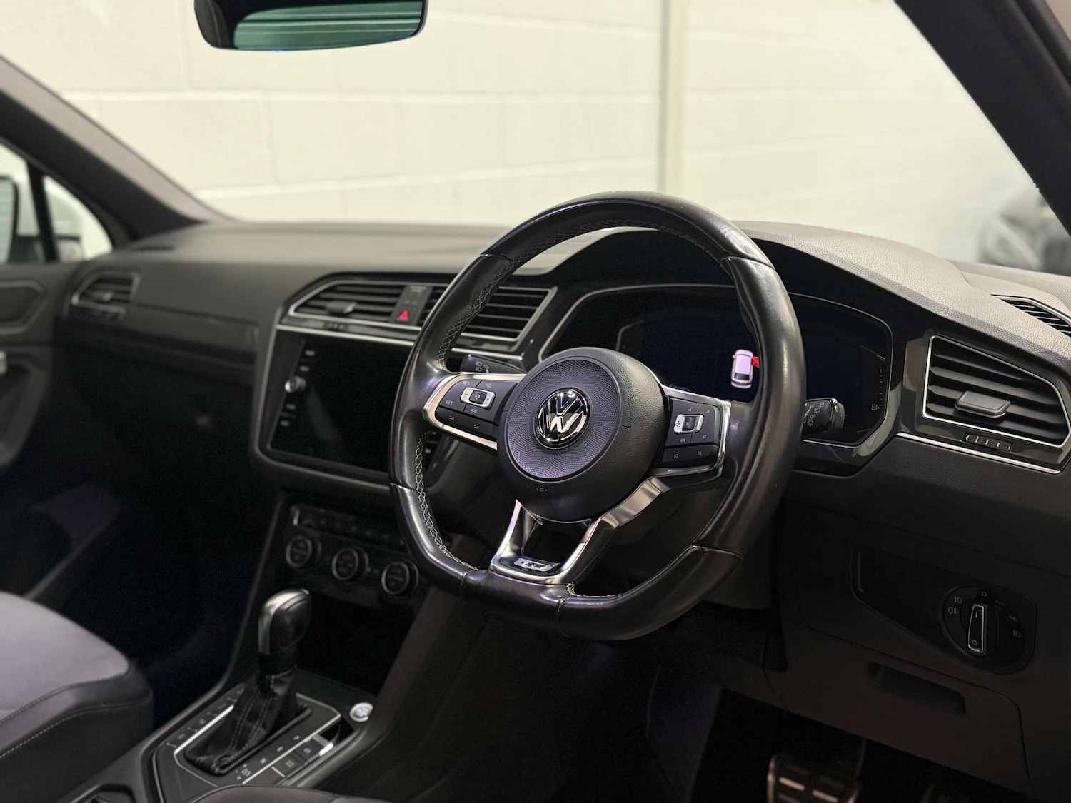 Used Volkswagen Tiguan 2020 for sale - 77355526: Photo 14