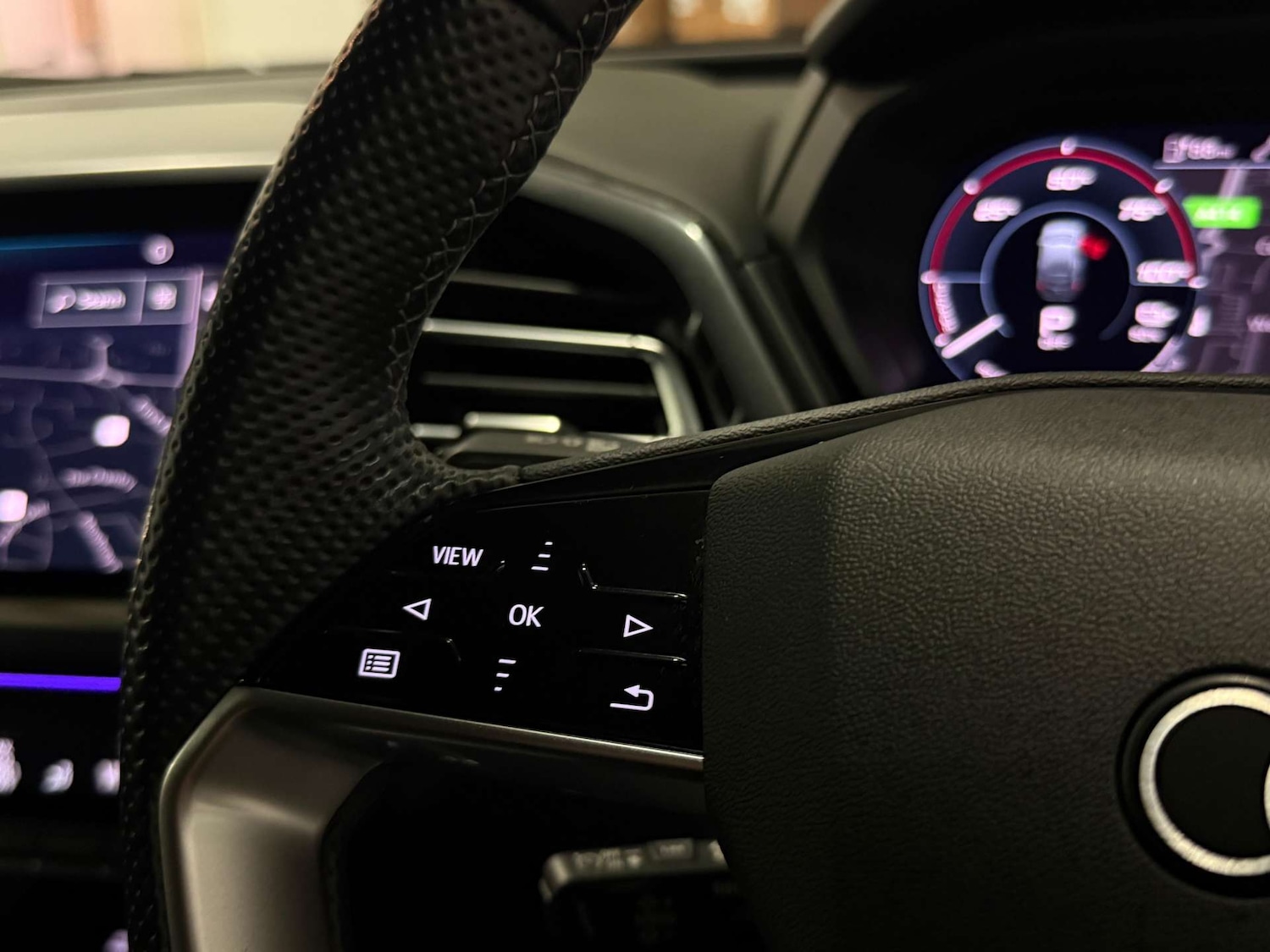 Used Audi Q4 e-tron 2022 for sale - 77283210: Photo 24