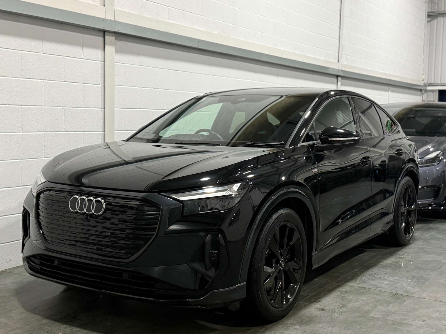 Used Audi Q4 e-tron 2022 for sale - 77283210: Photo 3