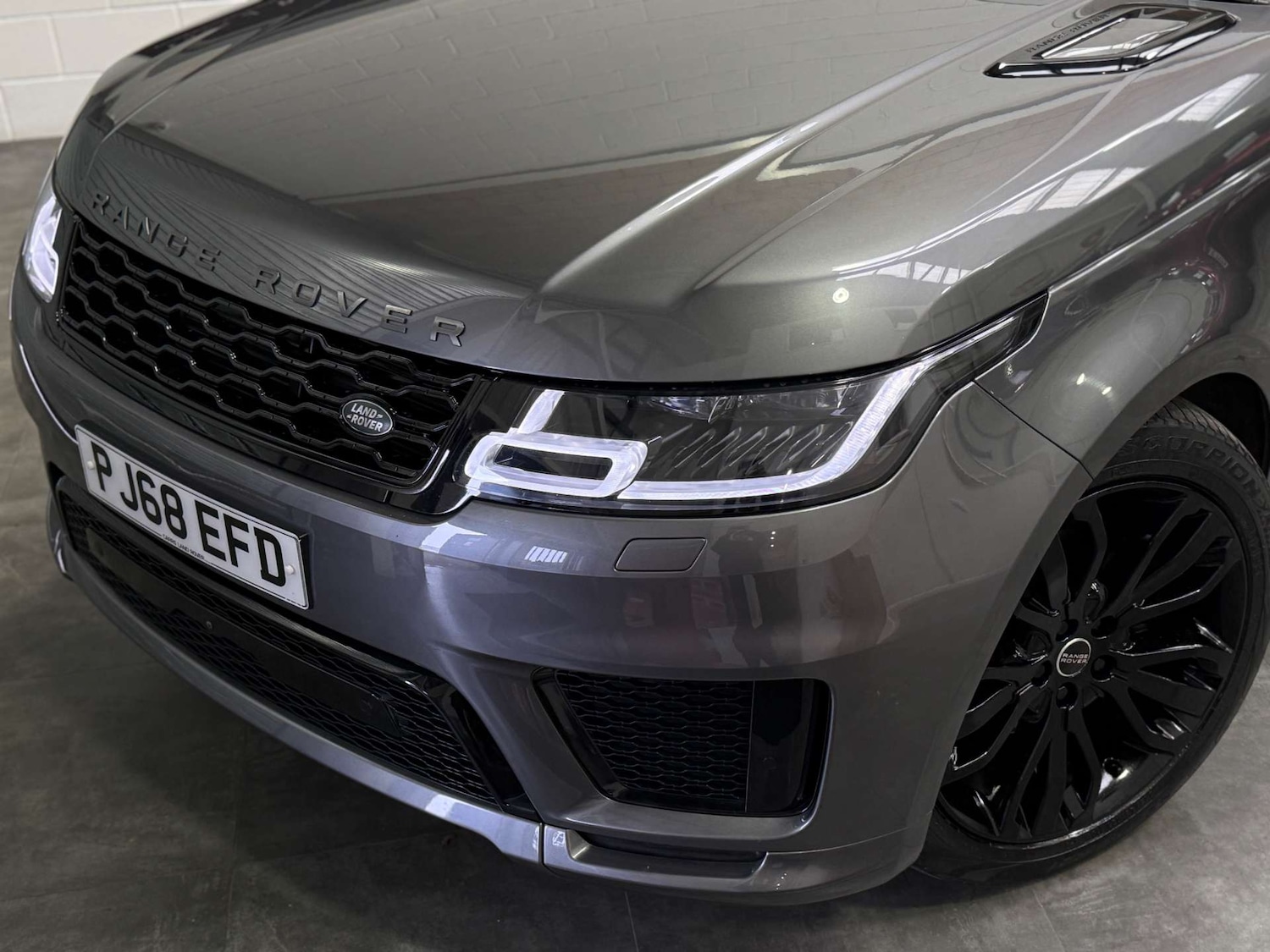 Used Land Rover Range Rover Sport 2018 for sale - 77745458: Photo 11