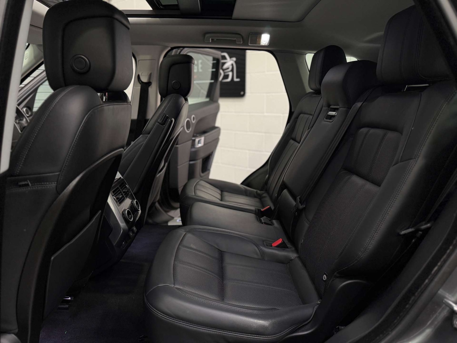 Used Land Rover Range Rover Sport 2018 for sale - 77745458: Photo 27