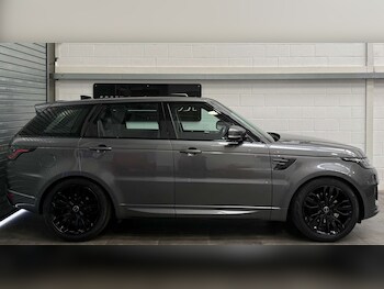 Used Land Rover Range Rover Sport 2018 for sale - 77745458: Photo