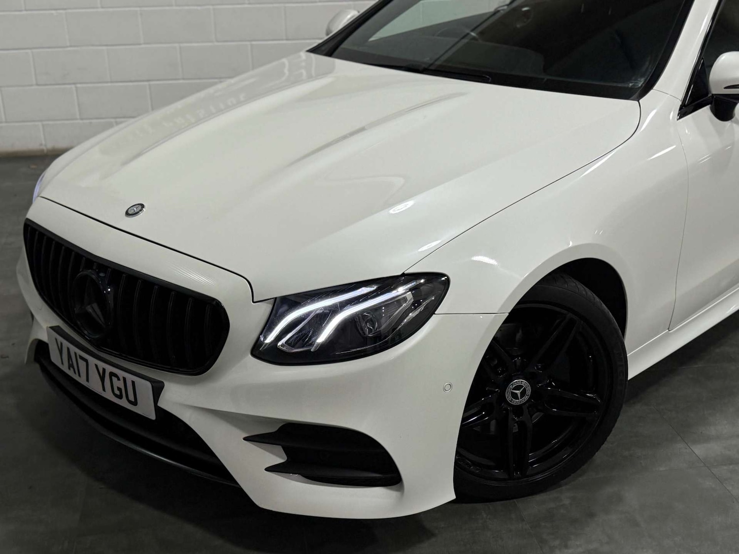 Used Mercedes-Benz E Class 2017 for sale - 76896360: Photo 11