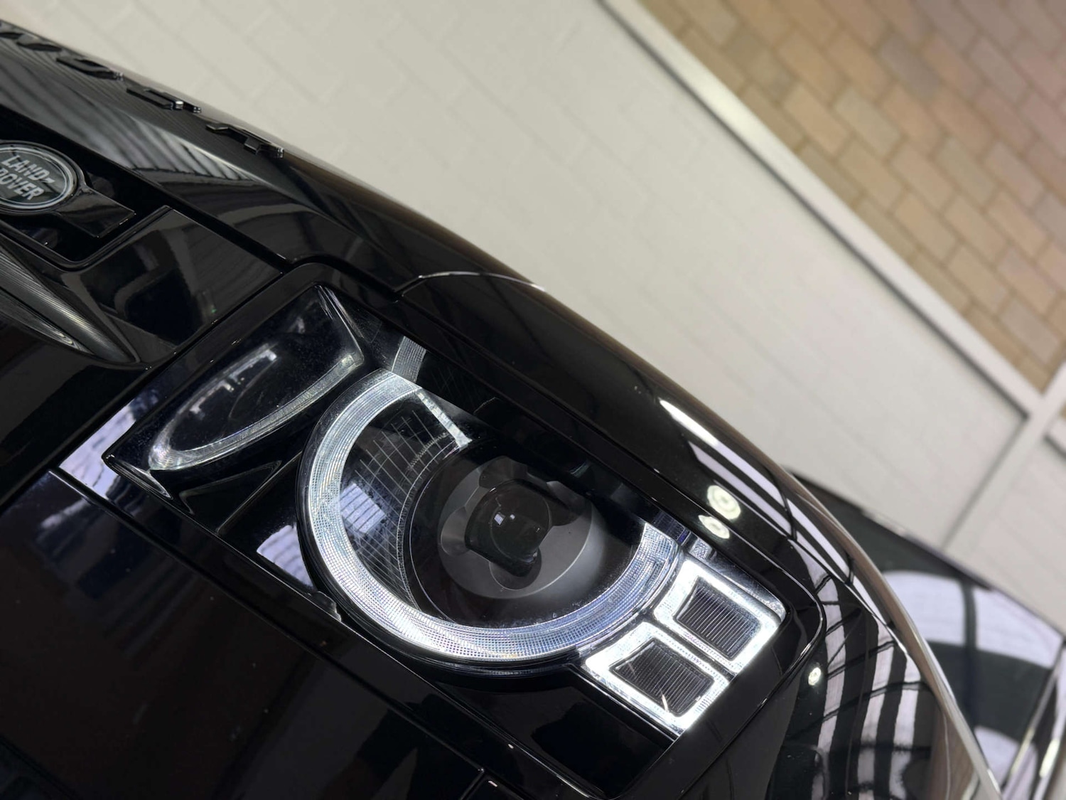 Used Land Rover Defender 2020 for sale - 76478969: Photo 13