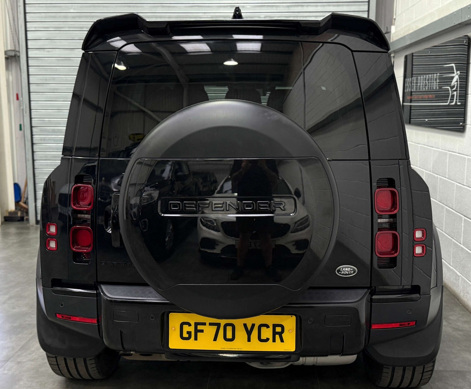 Used Land Rover Defender 2020 for sale - 76478969: Photo 7