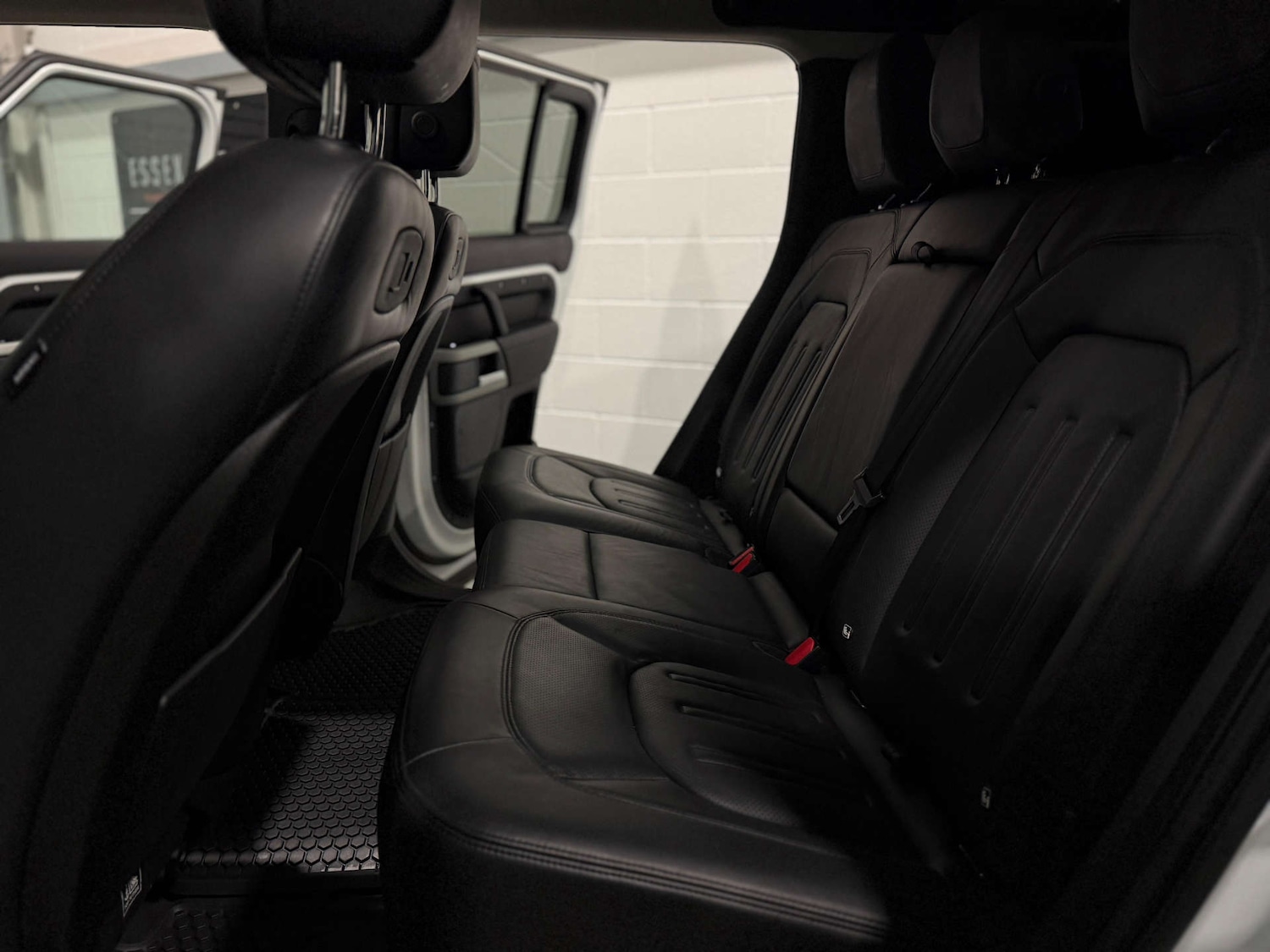 Used Land Rover Defender 2020 for sale - 77147764: Photo 18