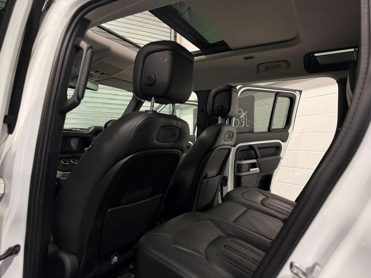 Used Land Rover Defender 2020 for sale - 77147764: Photo 19