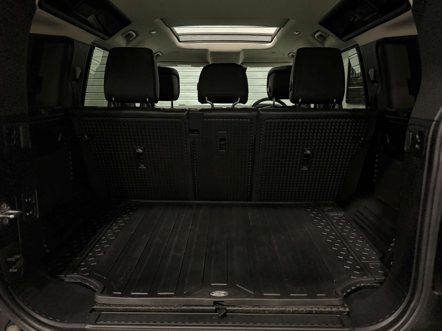 Used Land Rover Defender 2020 for sale - 77147764: Photo 28