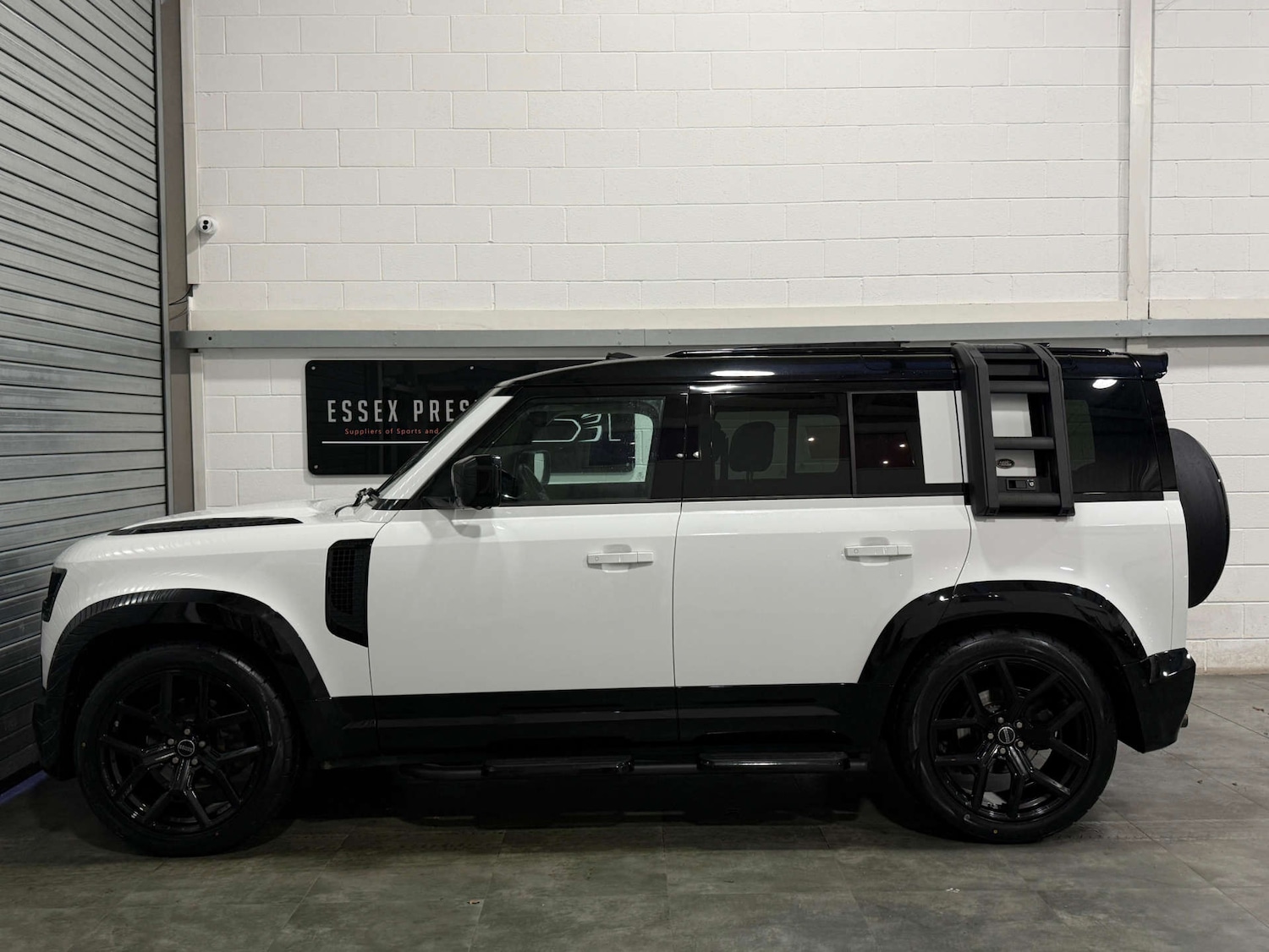 Used Land Rover Defender 2020 for sale - 77147764: Photo 4