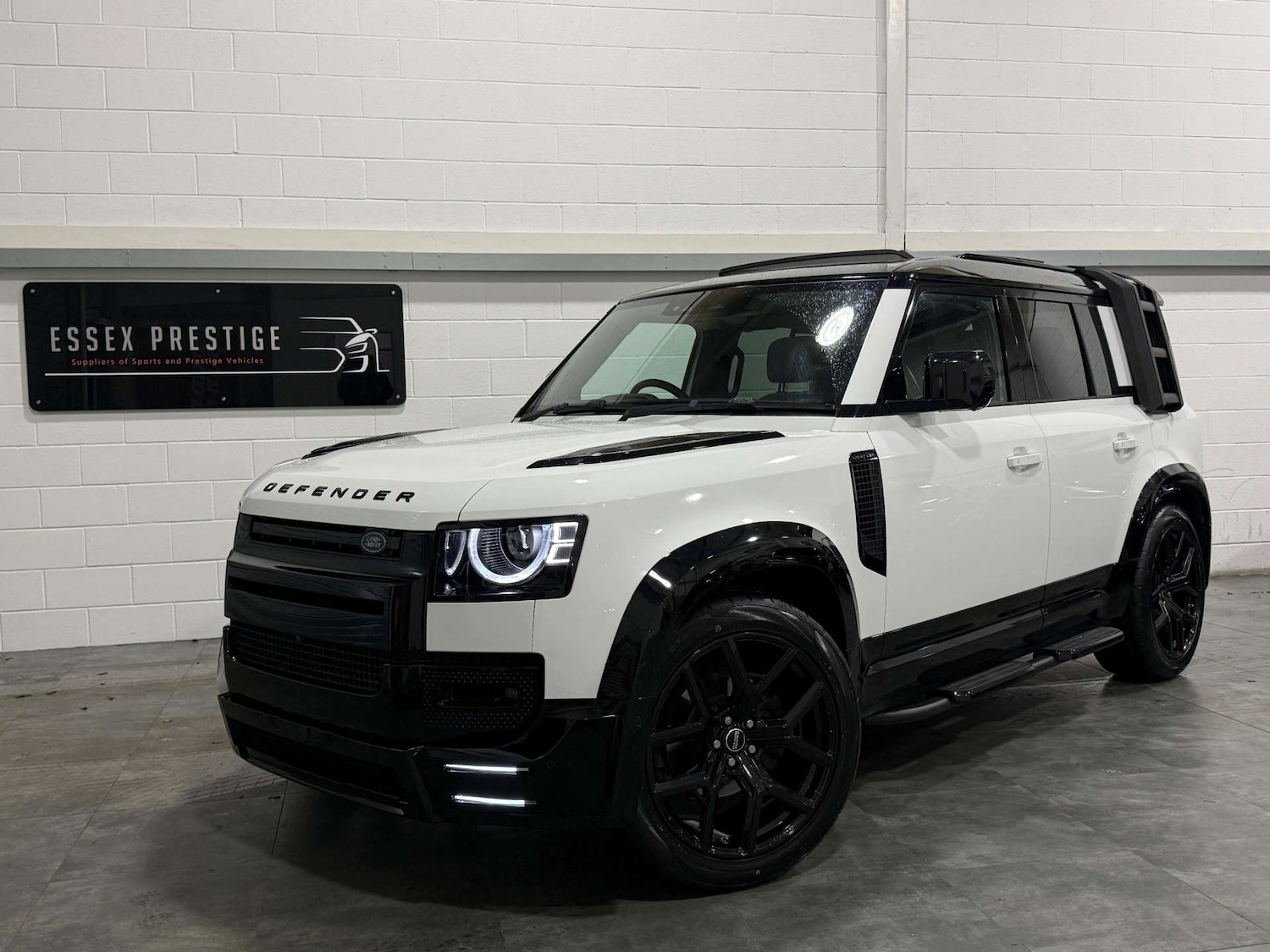 Used Land Rover Defender 2020 for sale - 77147764: Photo 9