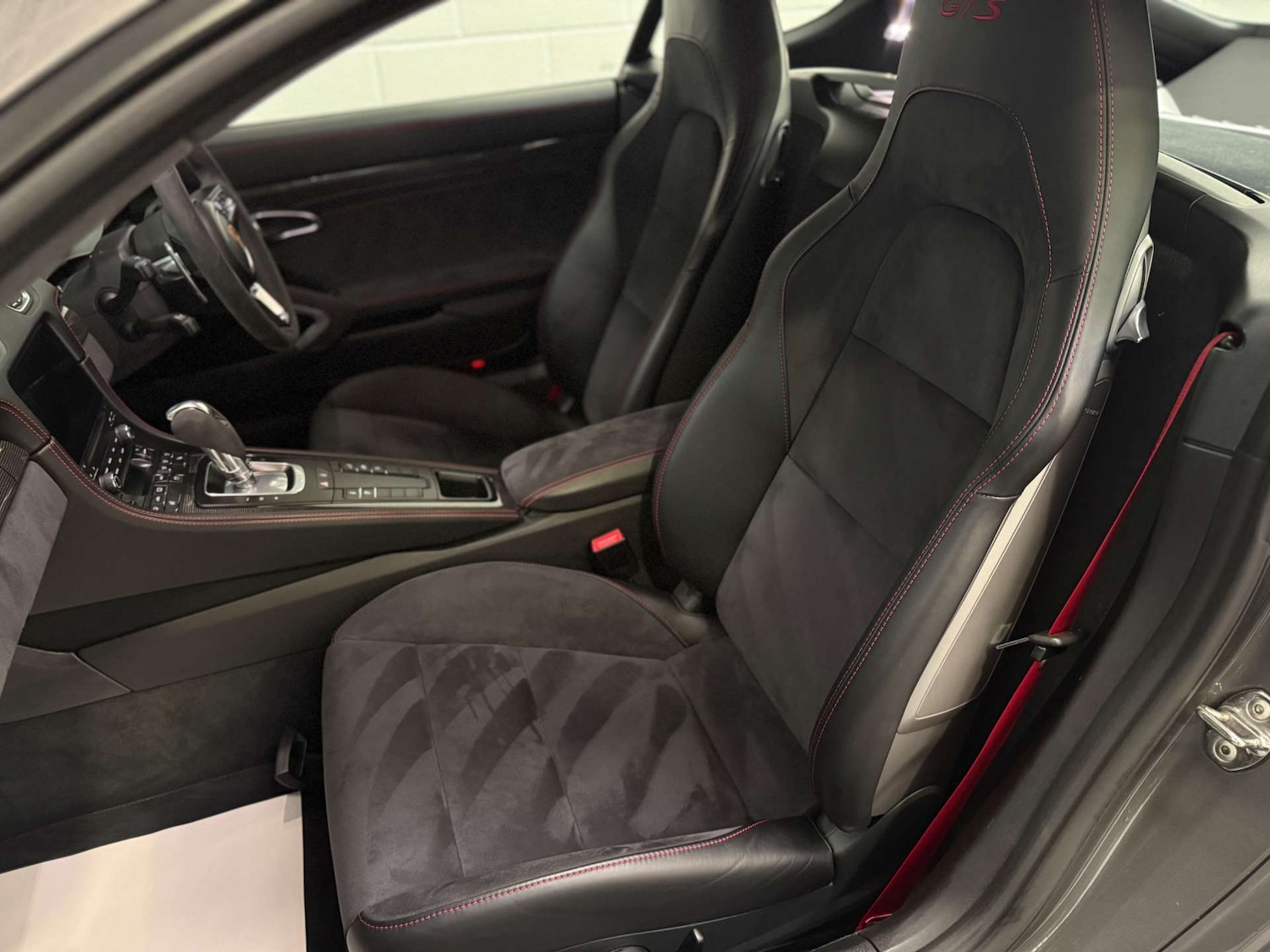 Used Porsche Other 2018 for sale - 77350576: Photo 17