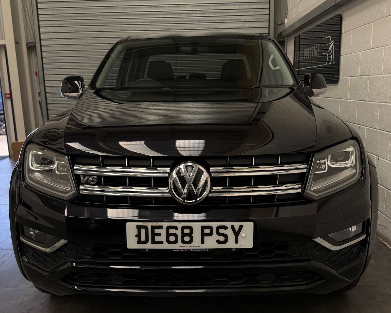 Used Volkswagen Amarok 2018 for sale - 76277790: Photo 2