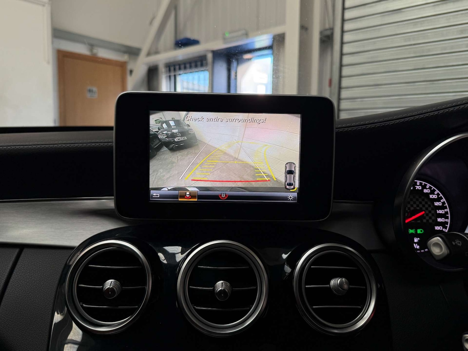 Used Mercedes-Benz C Class 2019 for sale - 76412605: Photo 21