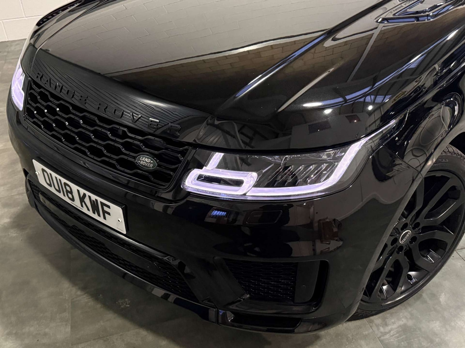 Used Land Rover Range Rover Sport 2018 for sale - 77446395: Photo 10