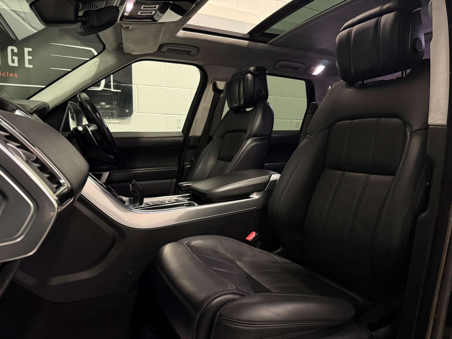 Used Land Rover Range Rover Sport 2018 for sale - 77446395: Photo 16