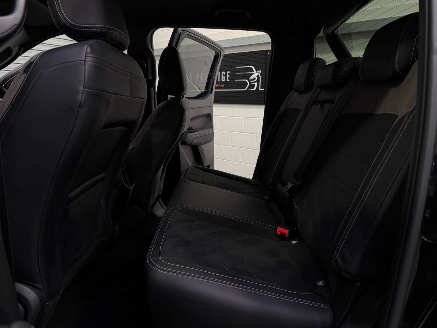 Used Volkswagen Amarok 2023 for sale - 76356055: Photo 19