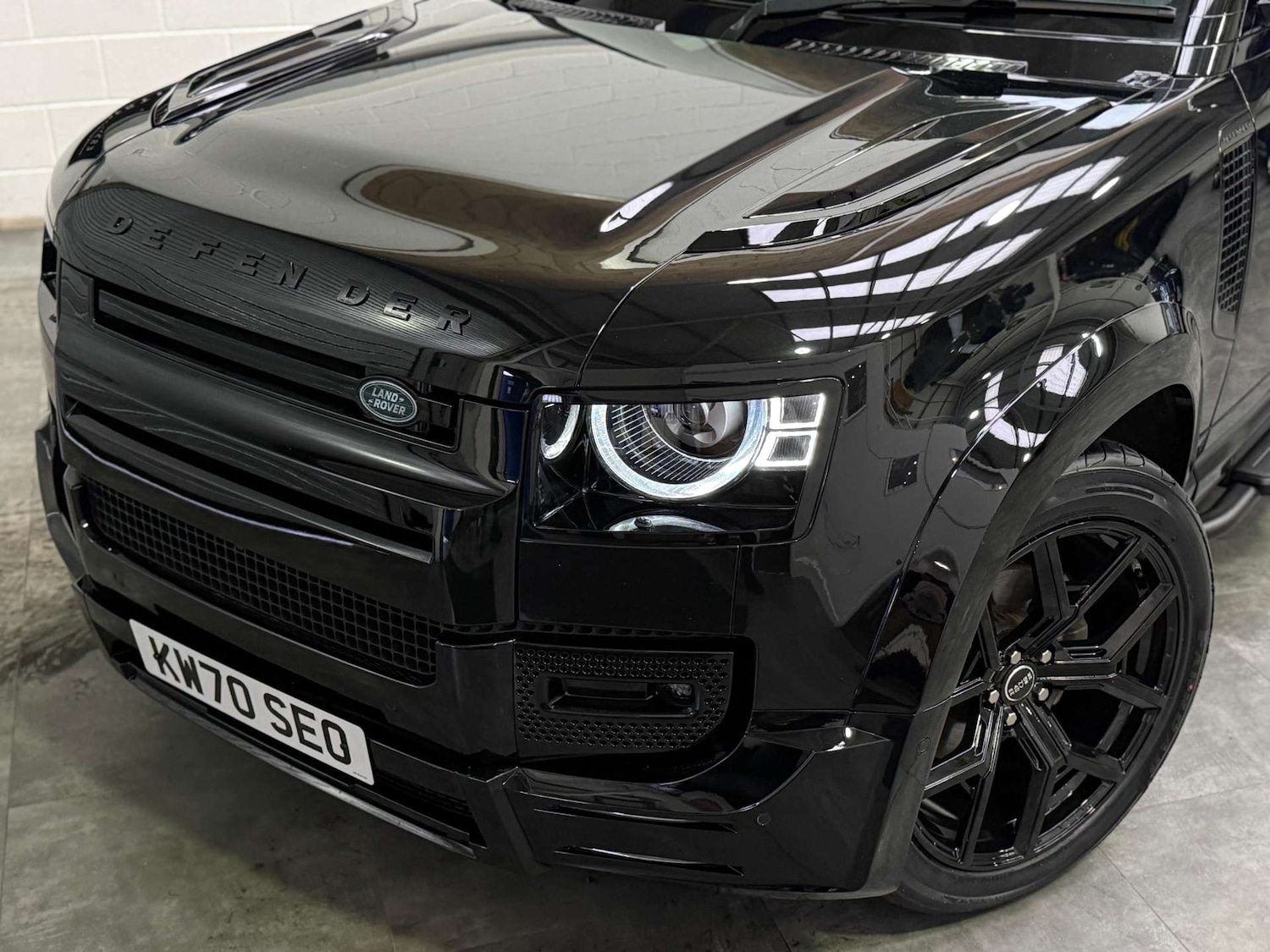 Used Land Rover Defender 2020 for sale - 76531565: Photo 11