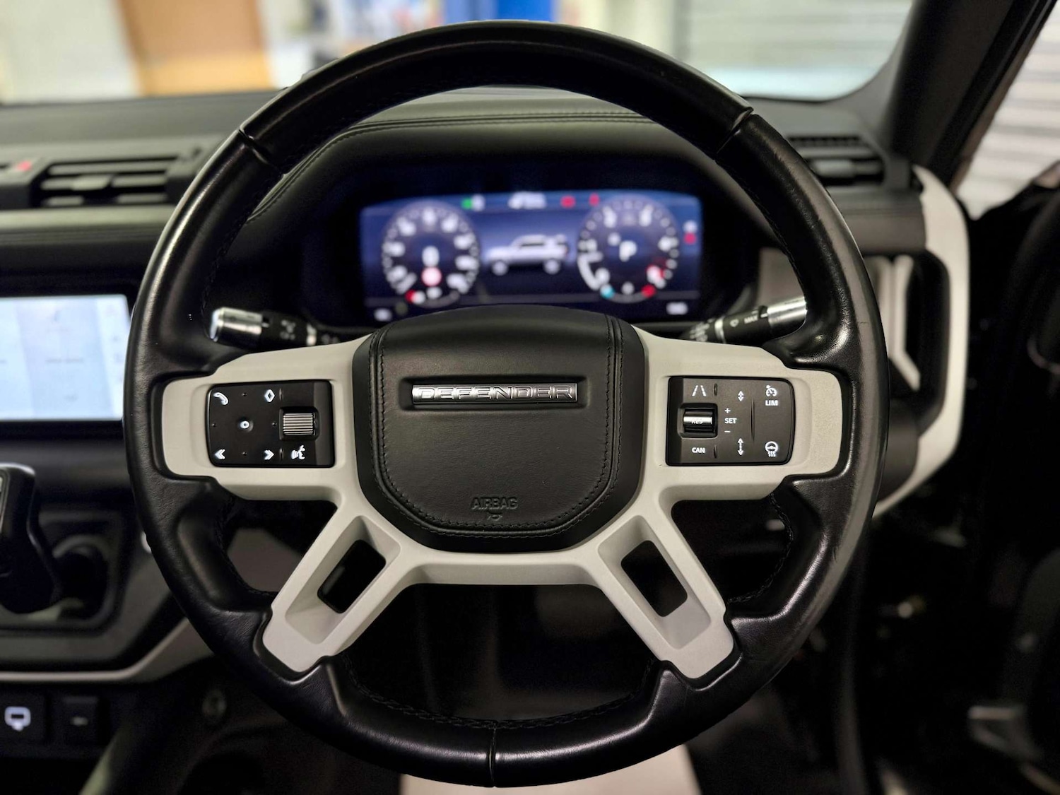 Used Land Rover Defender 2020 for sale - 76531565: Photo 13