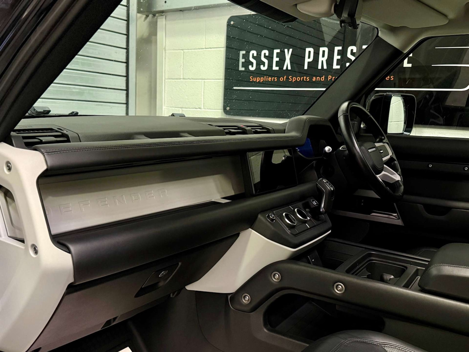 Used Land Rover Defender 2020 for sale - 76531565: Photo 16