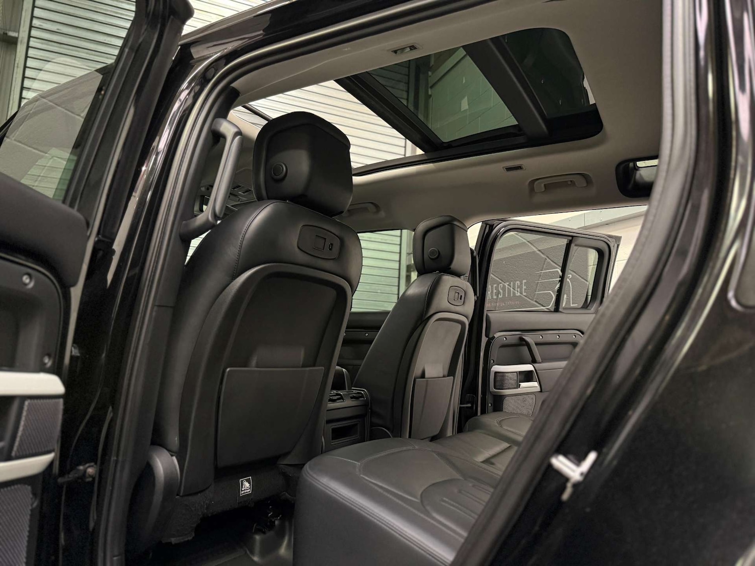 Used Land Rover Defender 2020 for sale - 76531565: Photo 19