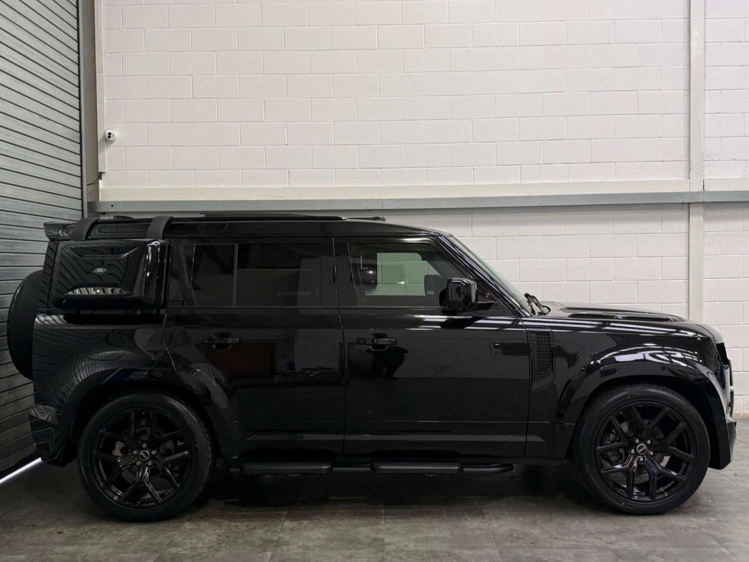 Used Land Rover Defender 2020 for sale - 76531565: Photo 4