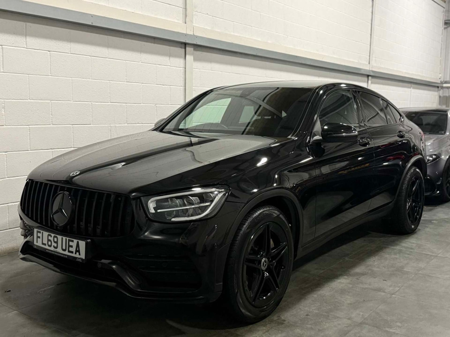 Used Mercedes-Benz GLC 2019 for sale - 76744016: Photo 2