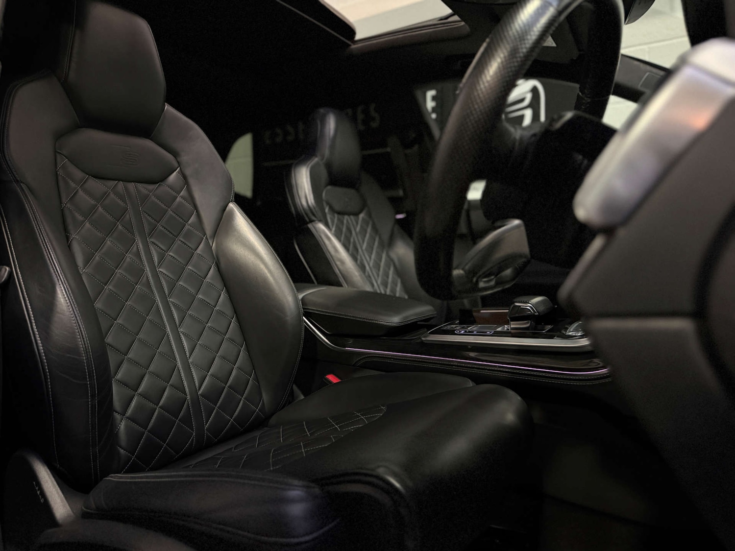 Used Audi Q8 2019 for sale - 77655655: Photo 16