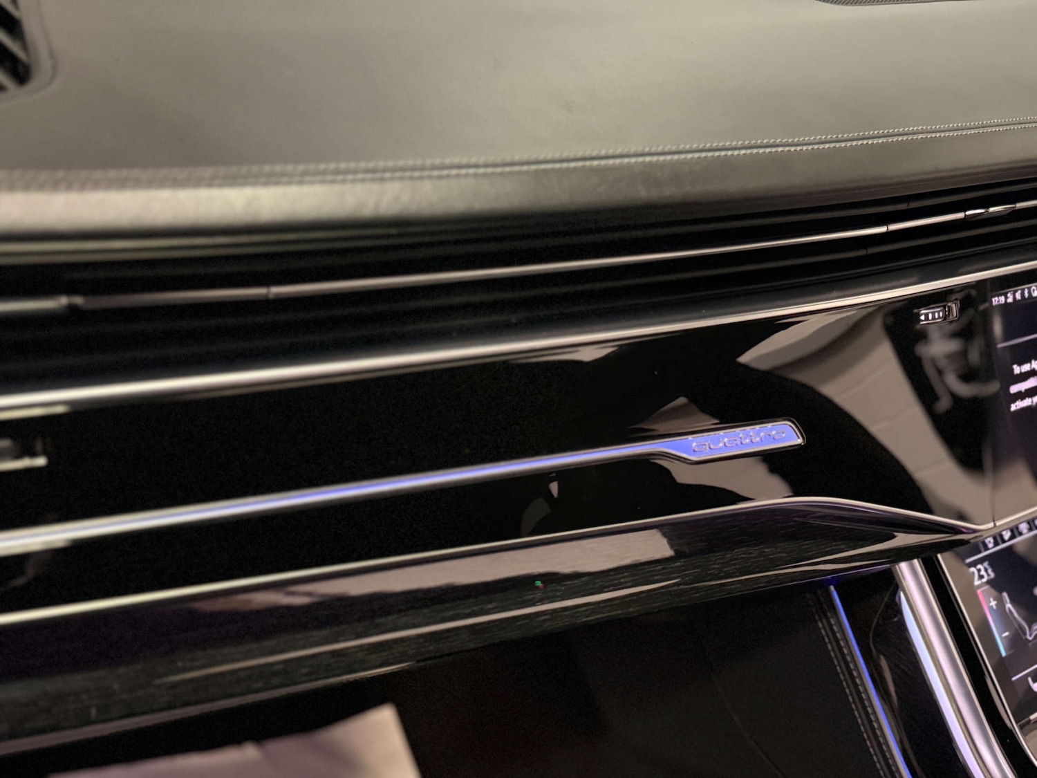 Used Audi Q8 2019 for sale - 77655655: Photo 21