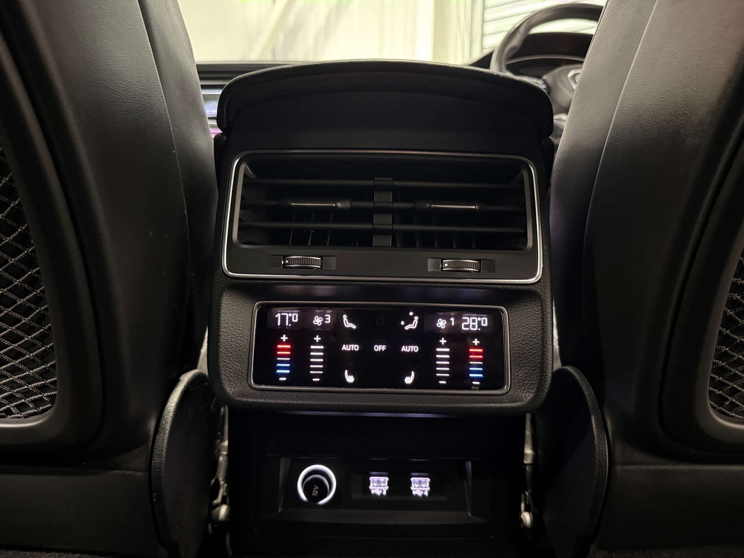 Used Audi Q8 2019 for sale - 77655655: Photo 23