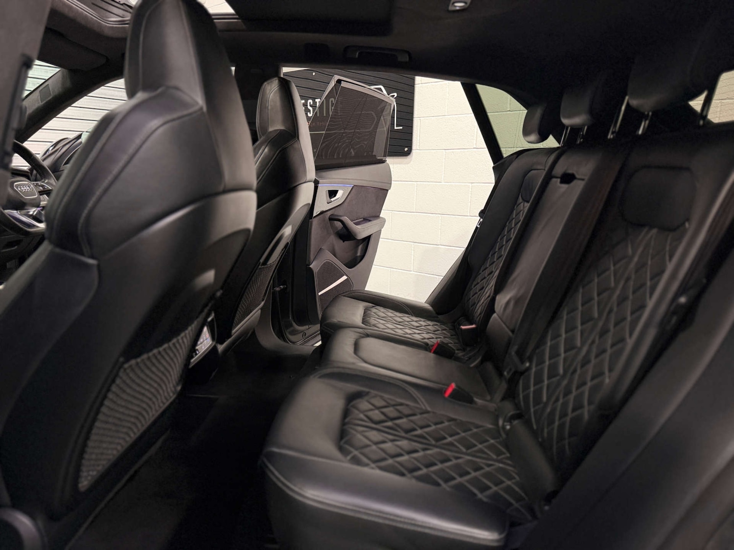 Used Audi Q8 2019 for sale - 77655655: Photo 25