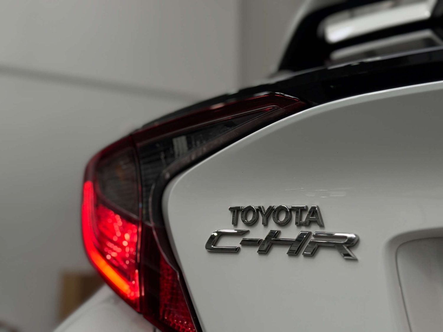 Used Toyota C-HR 2023 for sale - 77581135: Photo 10