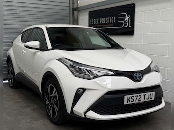 Used Toyota C-HR 2023 for sale - 77581135: Photo