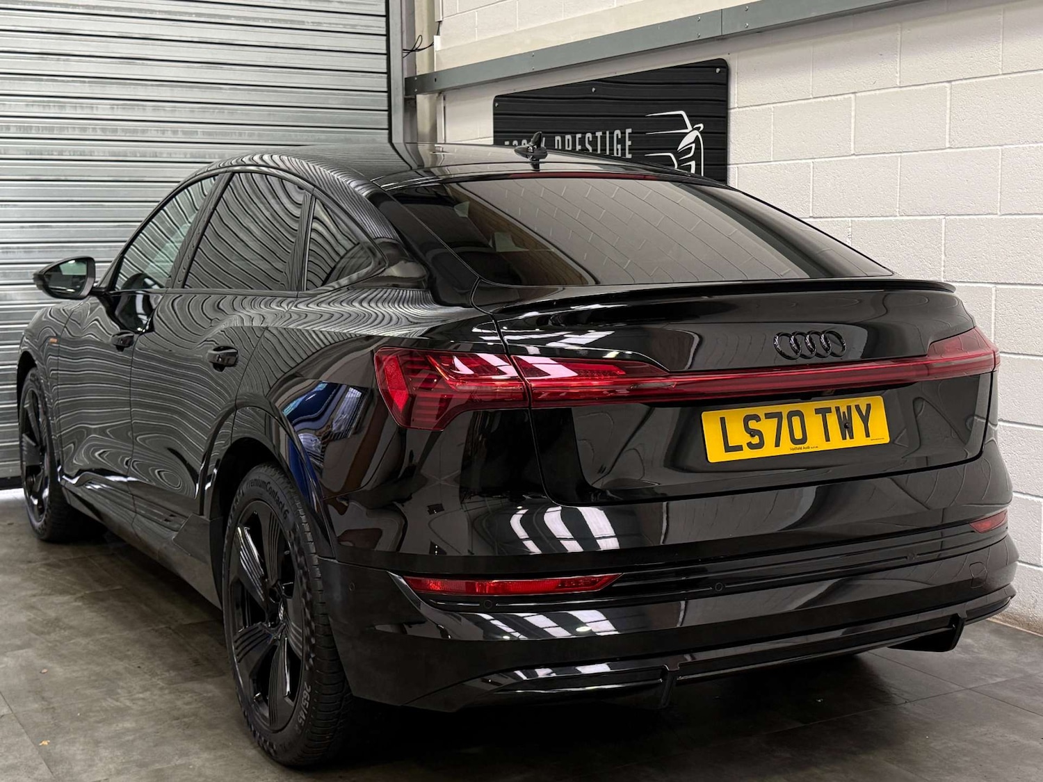 Used Audi e-tron 2020 for sale - 76765020: Photo 8