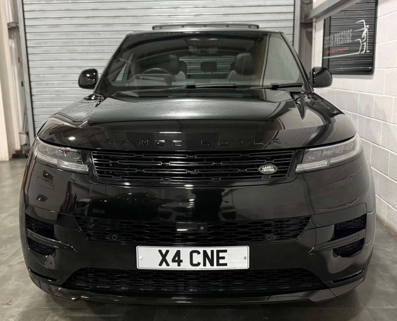 Used Land Rover Range Rover Sport 2022 for sale - 77042485: Photo 2