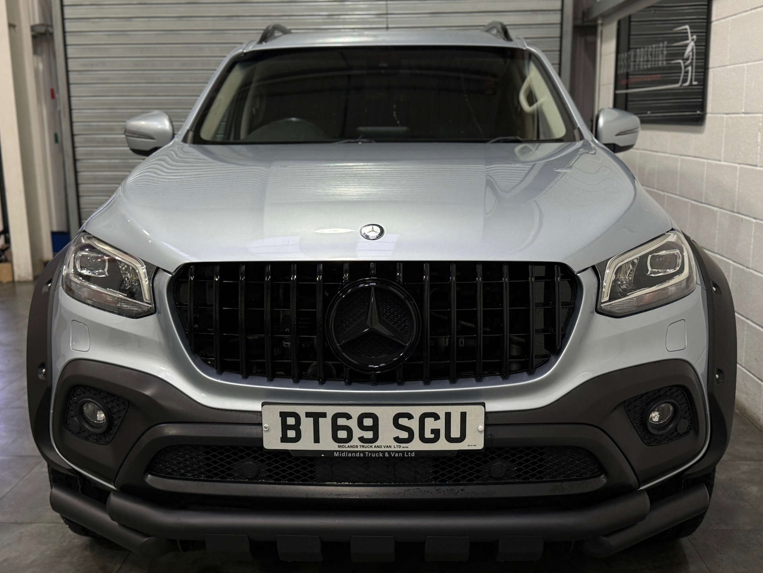 Used Mercedes-Benz X-Class 2019 for sale - 76165326: Photo 2