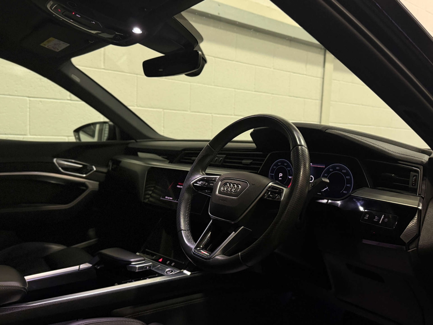 Used Audi e-tron 2021 for sale - 76165333: Photo 14