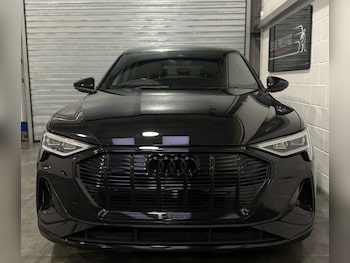 Used Audi e-tron 2021 for sale - 76165333: Photo 2