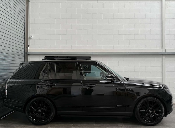Used Land Rover Range Rover 2018 for sale - 76105302: Photo 4