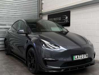 2022 - RWD 5dr Auto