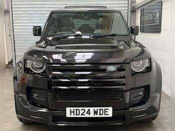 Used Land Rover Defender 2024 for sale - 79437384: Photo