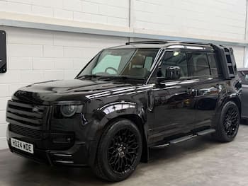 Used Land Rover Defender 2024 for sale - 79437384: Photo