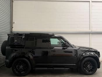 Used Land Rover Defender 2024 for sale - 79437384: Photo