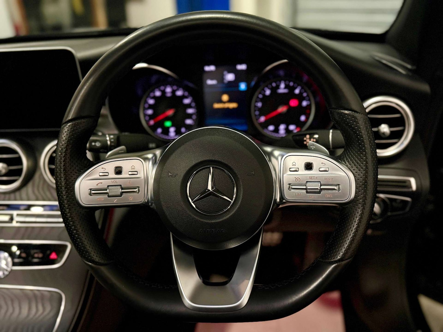 Used Mercedes-Benz C Class 2019 for sale - 76569717: Photo 17