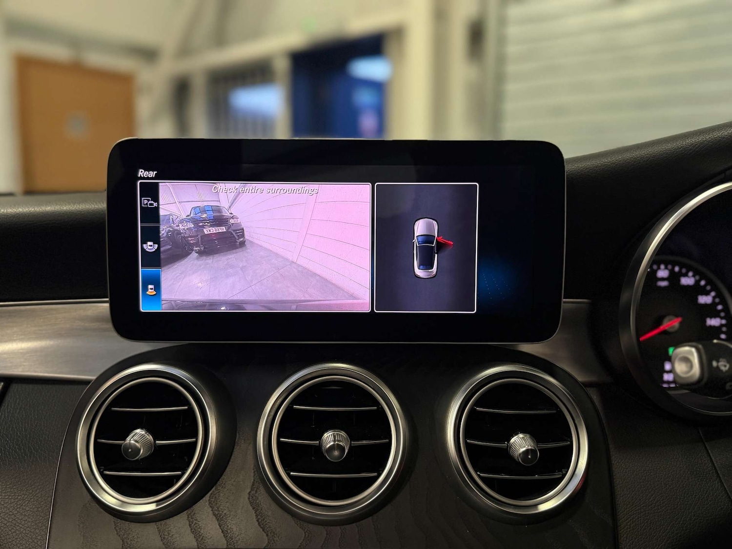 Used Mercedes-Benz C Class 2019 for sale - 76569717: Photo 25