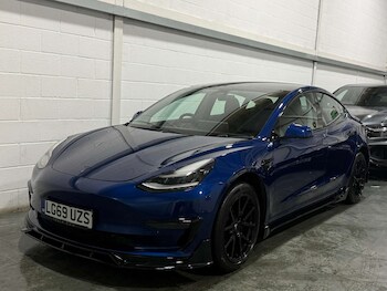 Used Tesla Model 3 2019 for sale - 77022442: Photo