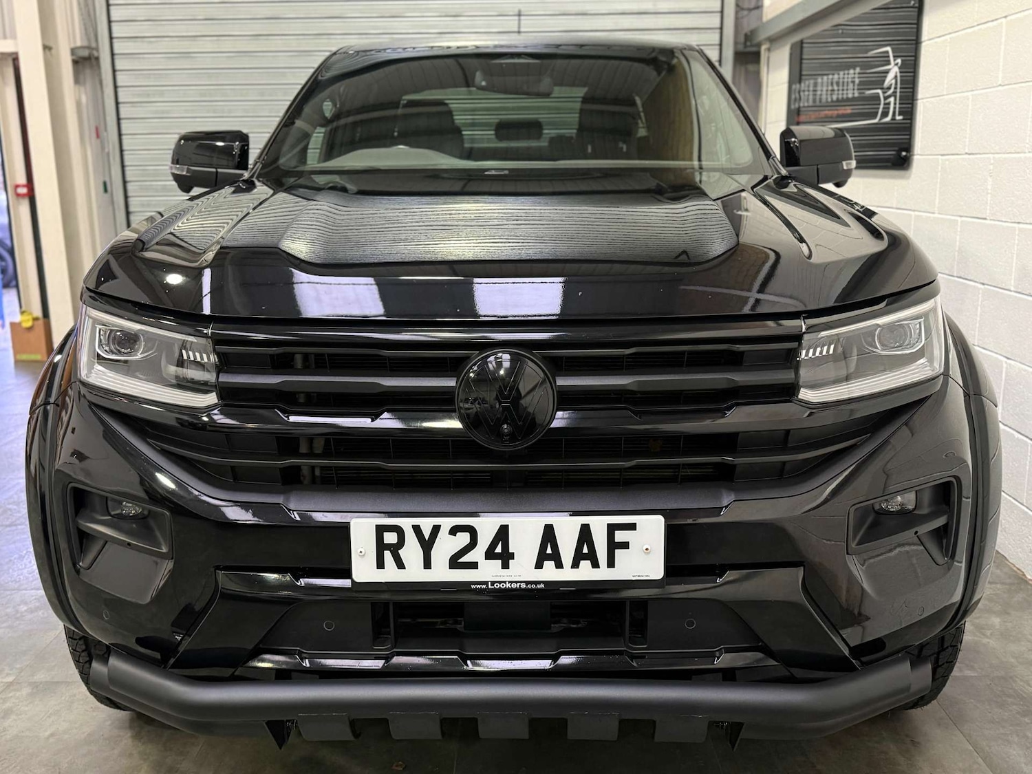 Used Volkswagen Amarok 2024 for sale - 77247831: Photo 2