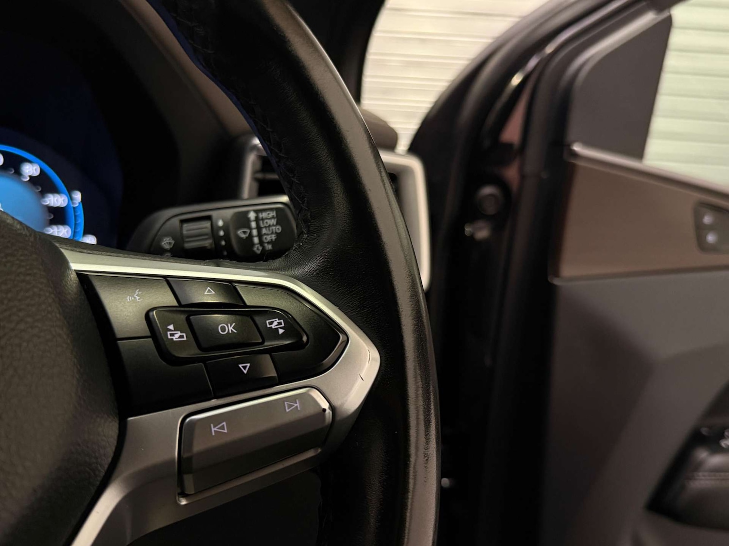 Used Volkswagen Amarok 2024 for sale - 77247831: Photo 20