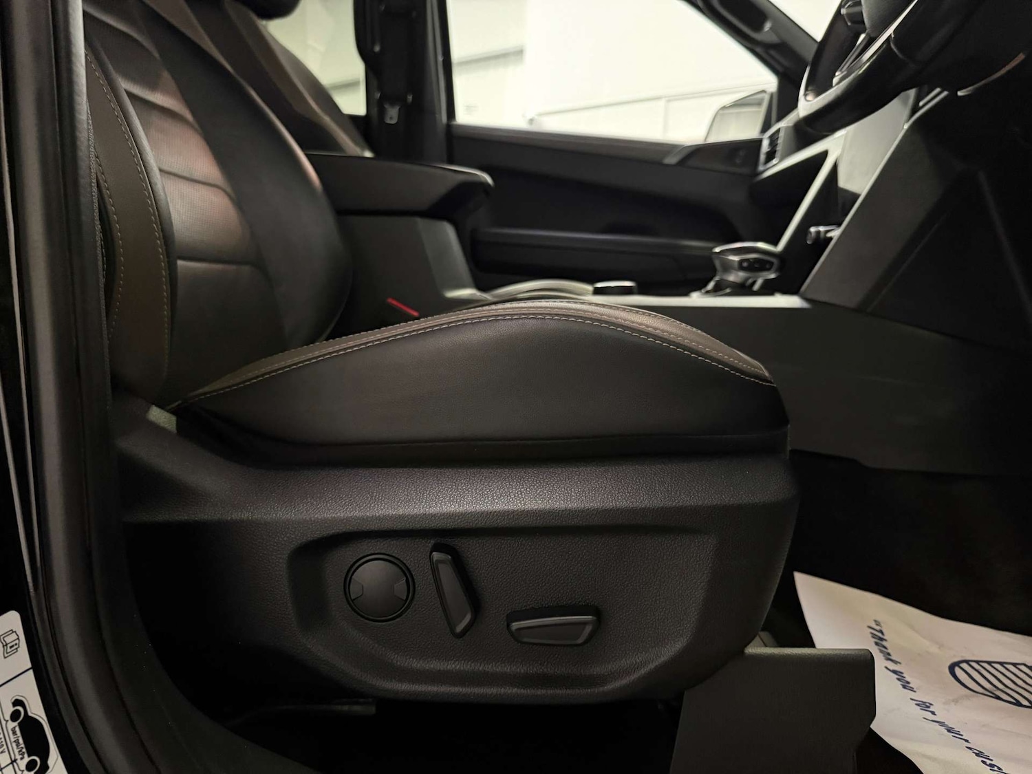 Used Volkswagen Amarok 2024 for sale - 77247831: Photo 25