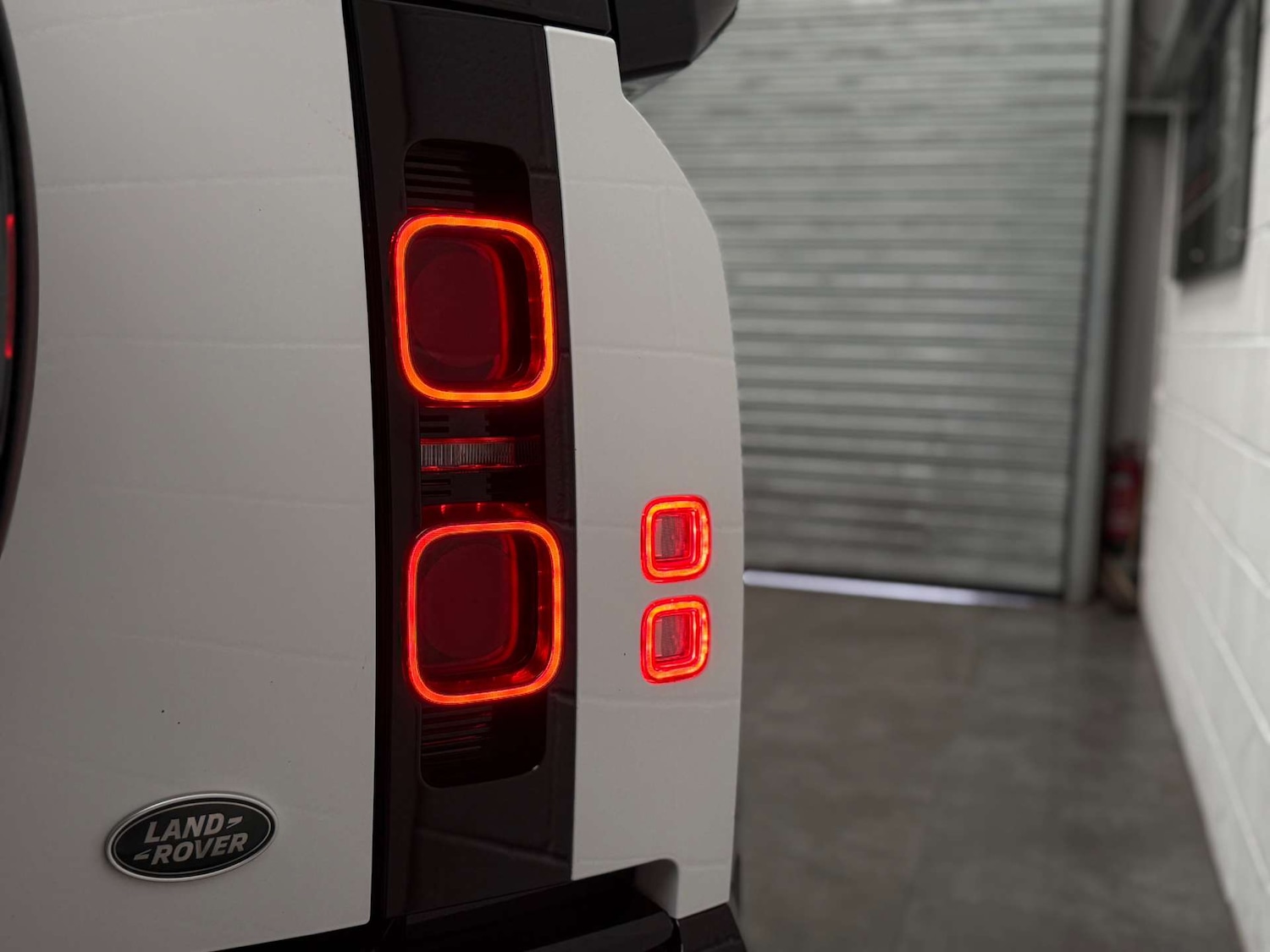 Used Land Rover Defender 2020 for sale - 78206025: Photo 12